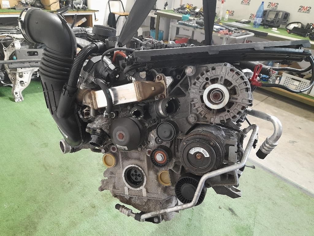 Cristallo Fisso Parafango POST DX 1T0845042BK5AP Volkswagen Touran II 2007