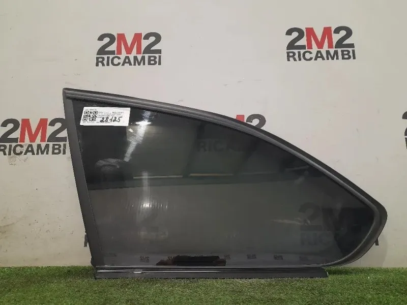 Cristallo Fisso Parafango POST SX E000184 Bmw Serie 1 E82 Coupe 2005