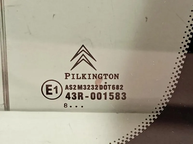 Cristallo Fisso Parafango POST SX 43R-001583 Citroen C3 Picasso 2013