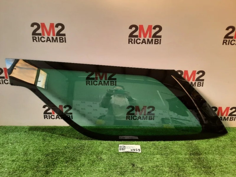 Cristallo Fisso Parafango POST SX 8569ZK Citroen DS3 2010