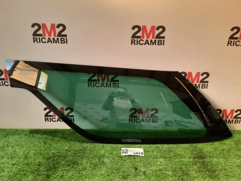 Cristallo Fisso Parafango POST SX 8569ZK Citroen DS3 2010