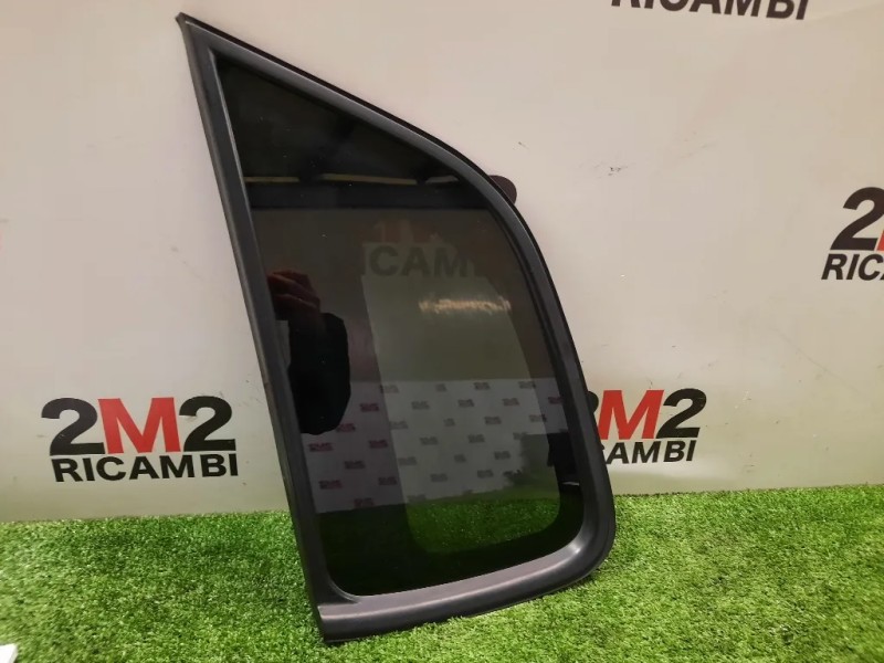 Cristallo Fisso Parafango POST SX 878102E020 Hyundai Tucson I 2005