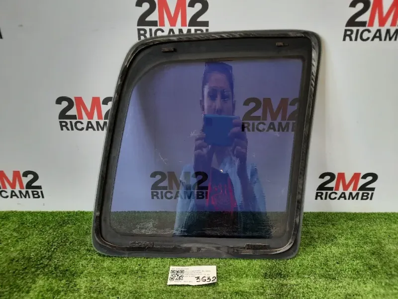 Cristallo Fisso Parafango POST SX K55235923AD Jeep Cherokee III 2002