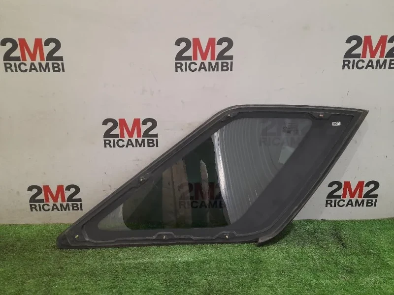 Cristallo Fisso Parafango POST SX 43R-000070 Kia Sorento II 2006