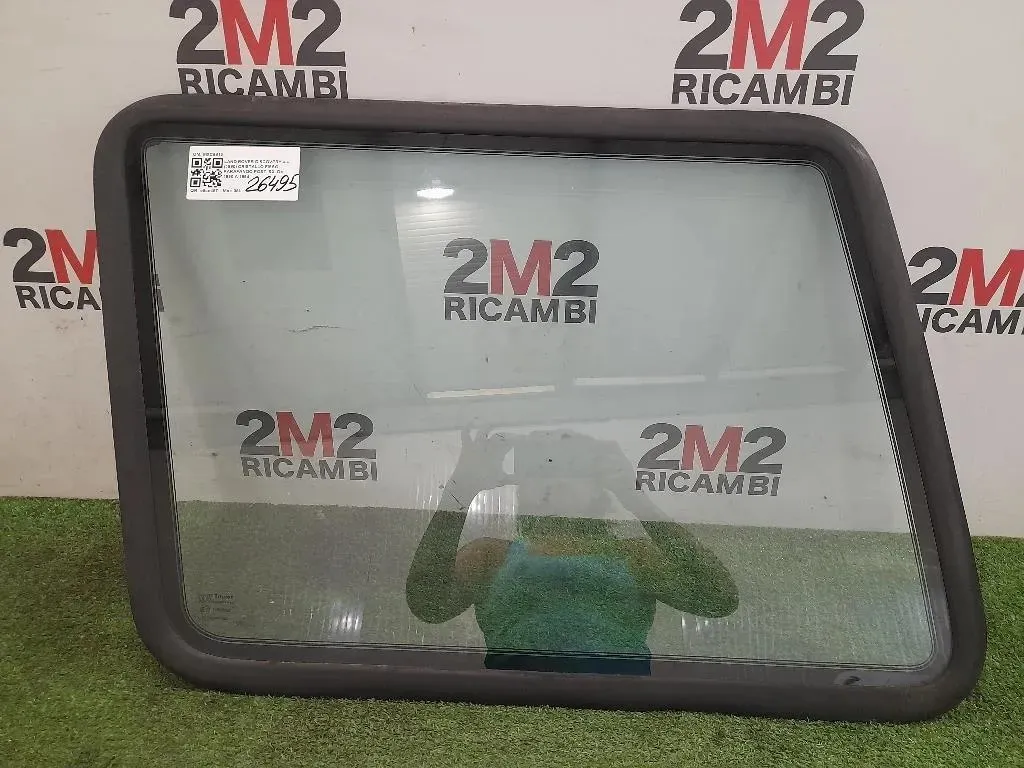 Cristallo Fisso Parafango POST SX MXC6813 Land Rover Discovery I 1990