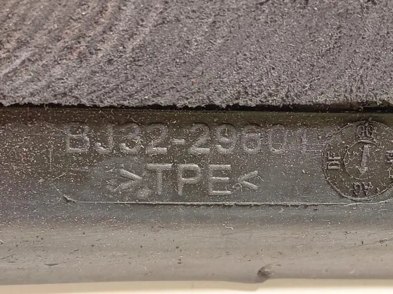 Cristallo Fisso Parafango POST SX Land Rover Range Rover Evoque I 2011