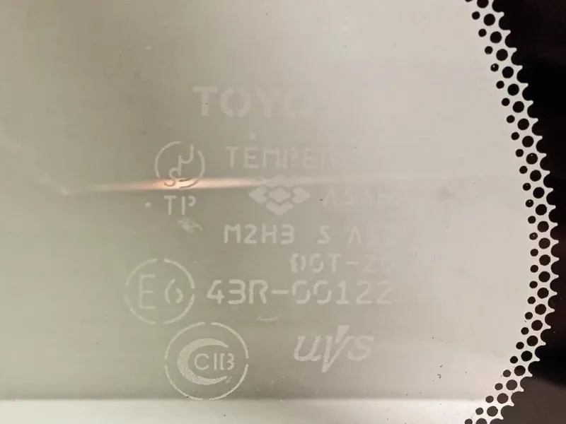 Cristallo Fisso Parafango POST SX Toyota RAV 4 III 2006