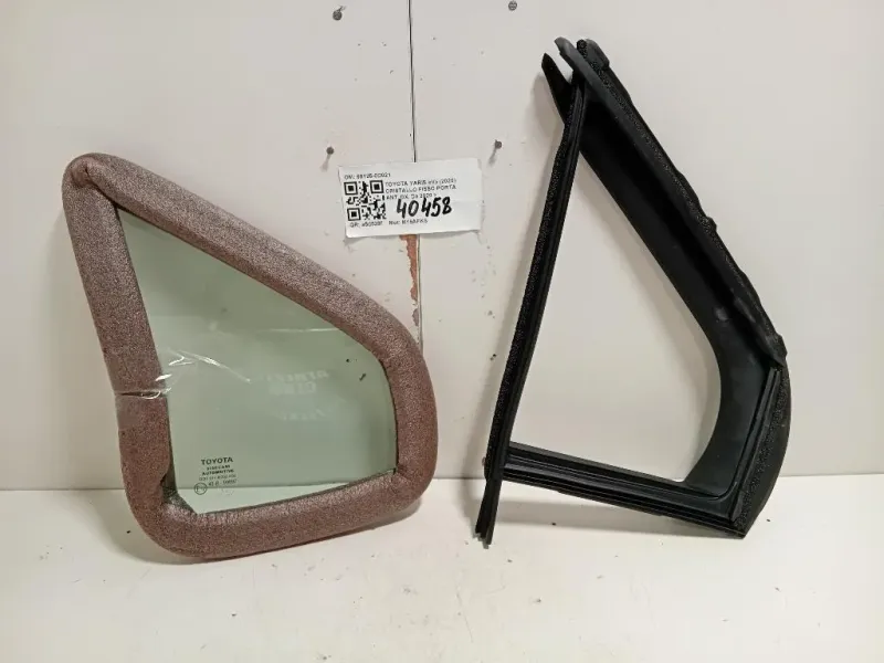 Cristallo Fisso Porta ANT DX 68125-0D021 Toyota Yaris V 2020