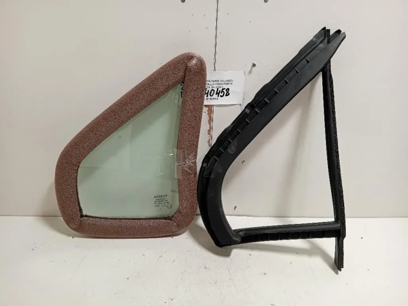 Cristallo Fisso Porta ANT DX 68125-0D021 Toyota Yaris V 2020