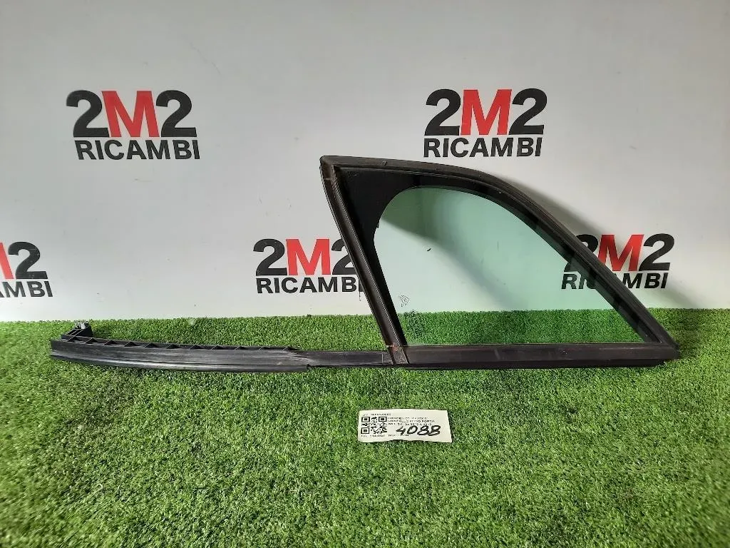 Cristallo Fisso Porta ANT SX 9806128880 Citroen C3 II 2010