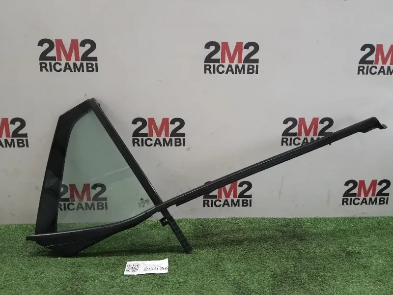 Cristallo Fisso Porta POST DX 6V6845214C5AP Skoda Fabia NJ3 2014