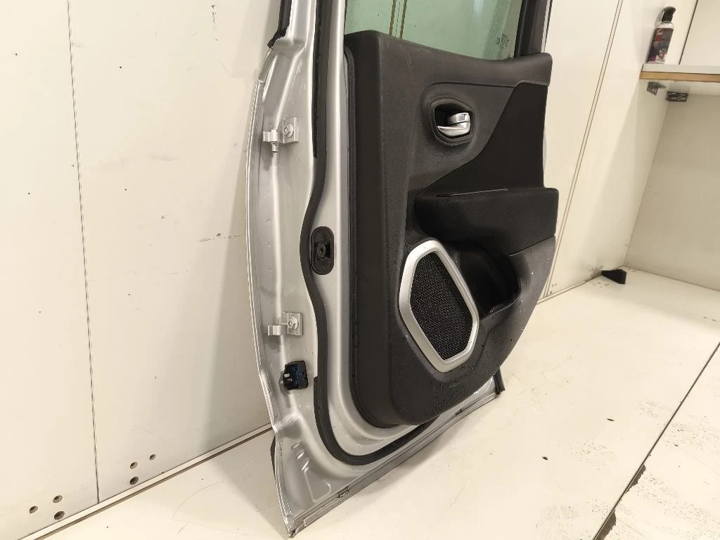 Porta POST DX Jeep Renegade 2015