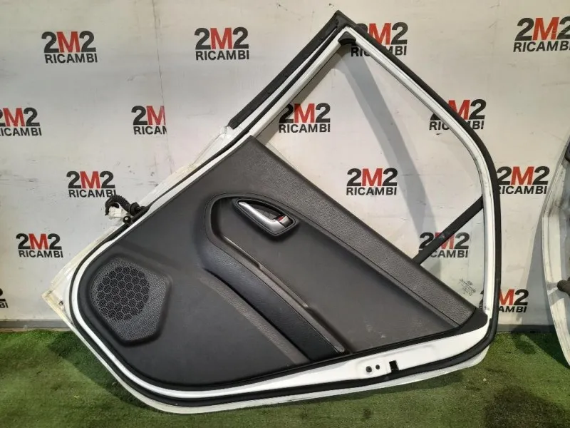 Porta POST DX 770041Y020 Kia Picanto III 2011