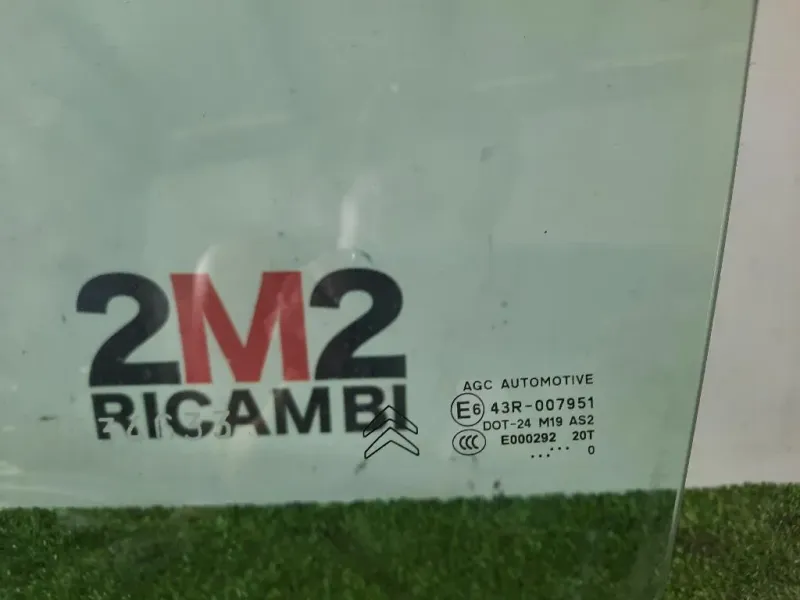 Cristallo Scendente Porta ANT SX 9806027380 Citroen DS3 2010