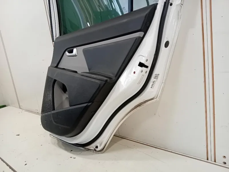 Porta POST DX 770043W010 Kia Sportage III 2010