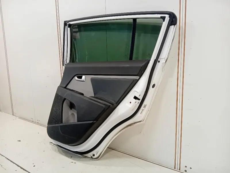 Porta POST DX 770043W010 Kia Sportage III 2010