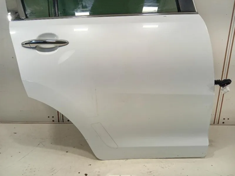 Porta POST DX 770043W010 Kia Sportage III 2010