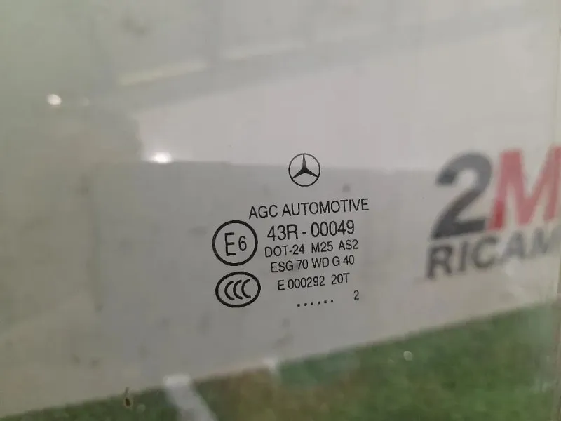 Cristallo Scendente Porta ANT SX A2467250500 Mercedes Classe B W246 2012
