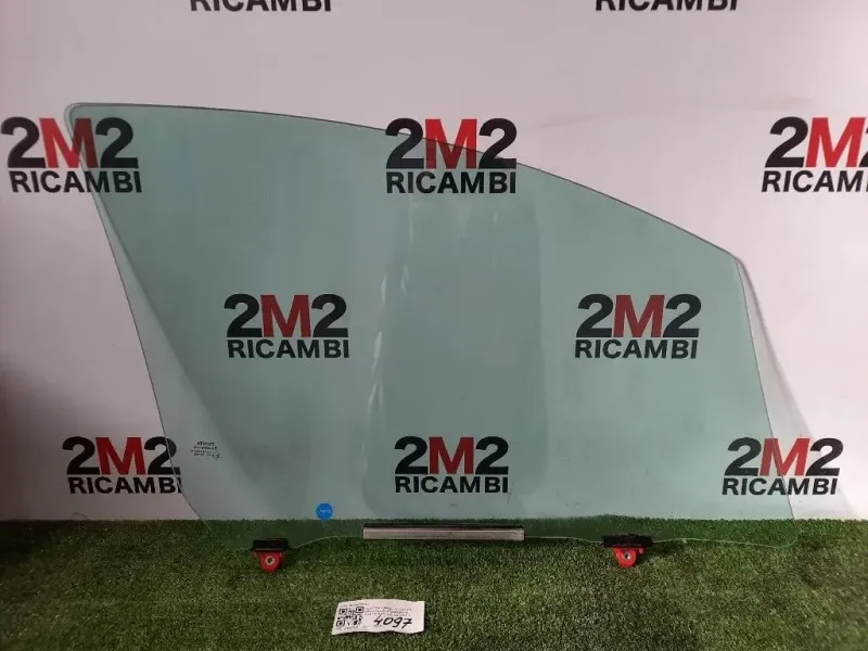 Cristallo Scendente Porta ANT SX 681200D191 Toyota Yaris IV 2017