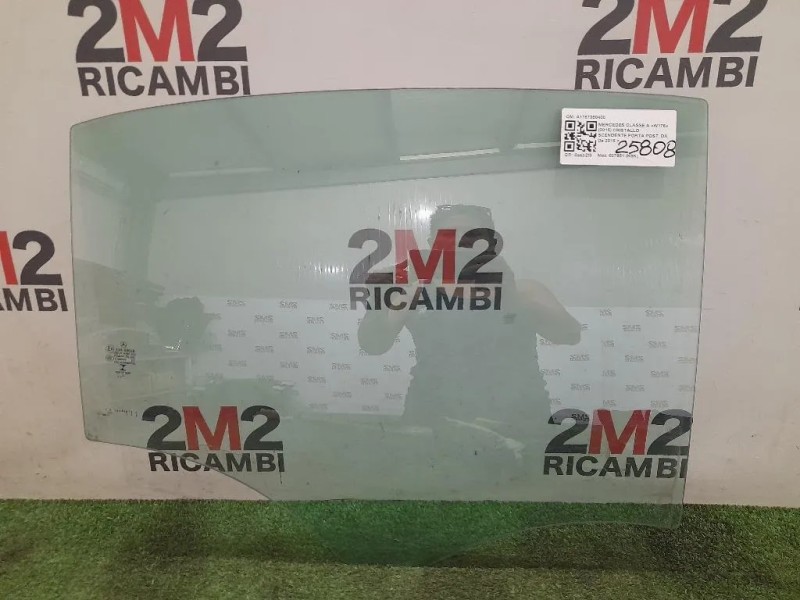 Cristallo Scendente Porta POST DX A1767350400 Mercedes Classe A W176 2015