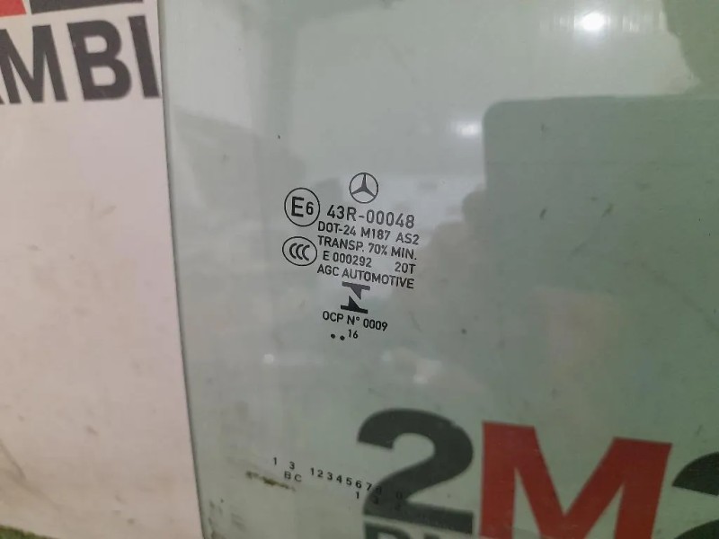 Cristallo Scendente Porta POST DX A1767350400 Mercedes Classe A W176 2015