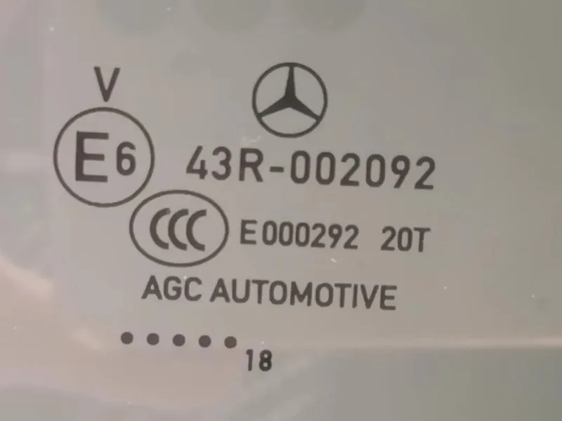Cristallo Scendente Porta POST DX A2057350810 Mercedes Classe C W205 2014