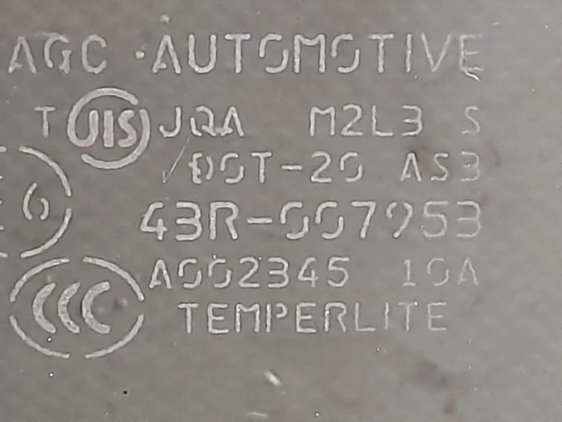 Cristallo Scendente Porta POST DX 43R007953 Mitsubishi ASX 2010