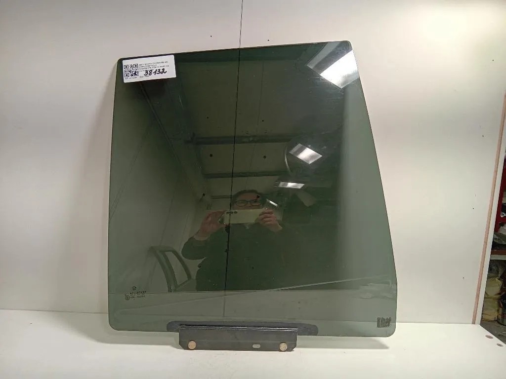 Cristallo Scendente Porta POST SX K55394311AB Jeep Grand Cherokee III 2005