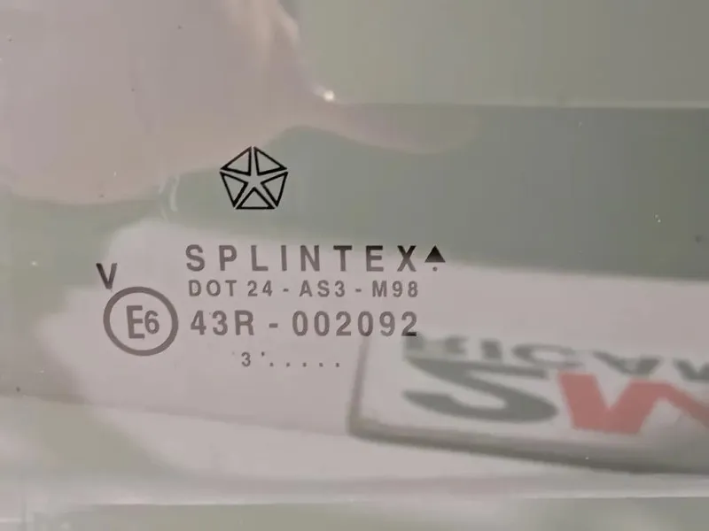 Cristallo Scendente Porta POST SX K55394311AB Jeep Grand Cherokee III 2005