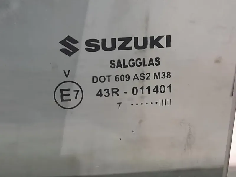 Cristallo Scendente Porta POST SX Suzuki Vitara II 2015