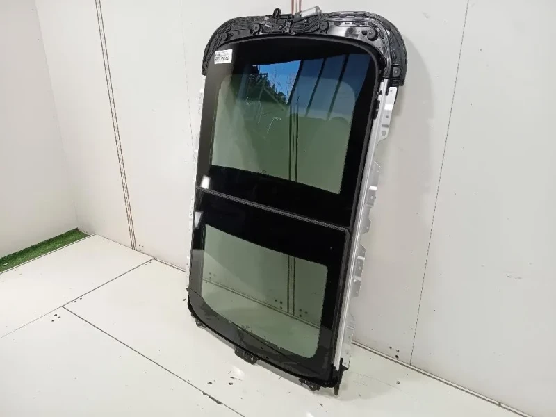 Cristallo Tetto Centrale CRISTALLO TETTO CENTRALE Mini MINI Cooper R56 2007