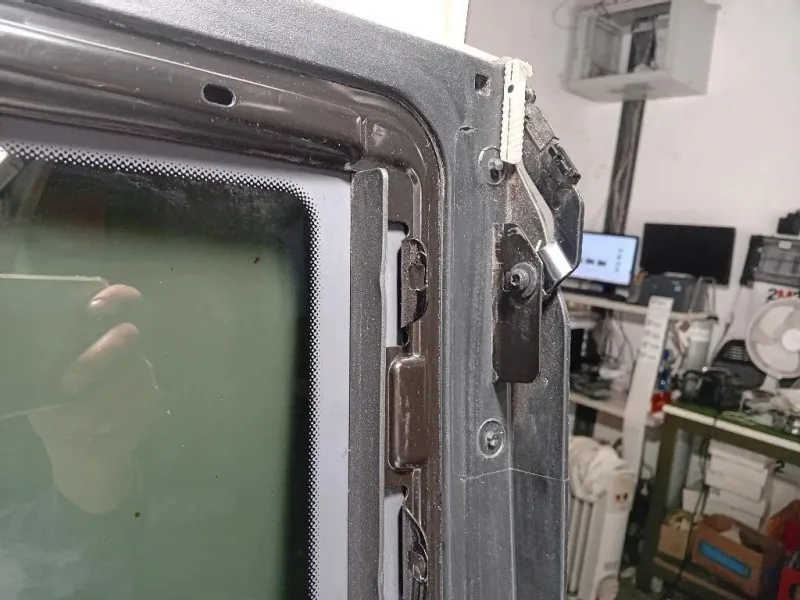 Cristallo Tetto Scorrevole CRISTALLO TETTO SCORREVOLE Mercedes Classe GLE W166 2015