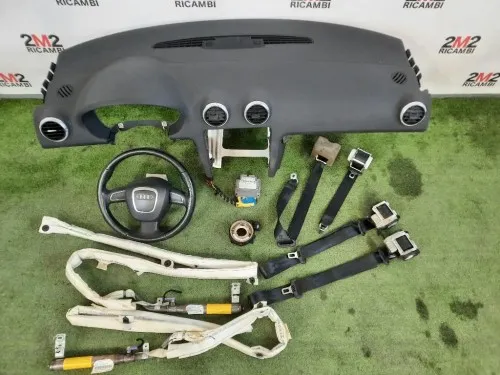 Cruscotto CINTURE VOLANTE CRUSCOTTO Audi A3 8P1 2008