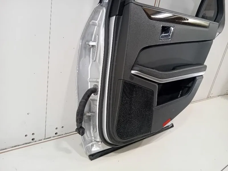 Porta POST DX A2127300205 Mercedes Classe E W212 2009