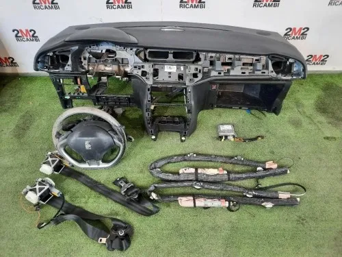 Cruscotto CRUSCOTTO AIR BAG CINTURA Citroen DS3 2010