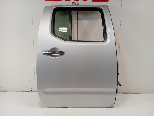 Porta POST DX 82100EB30J Nissan Navara 2005