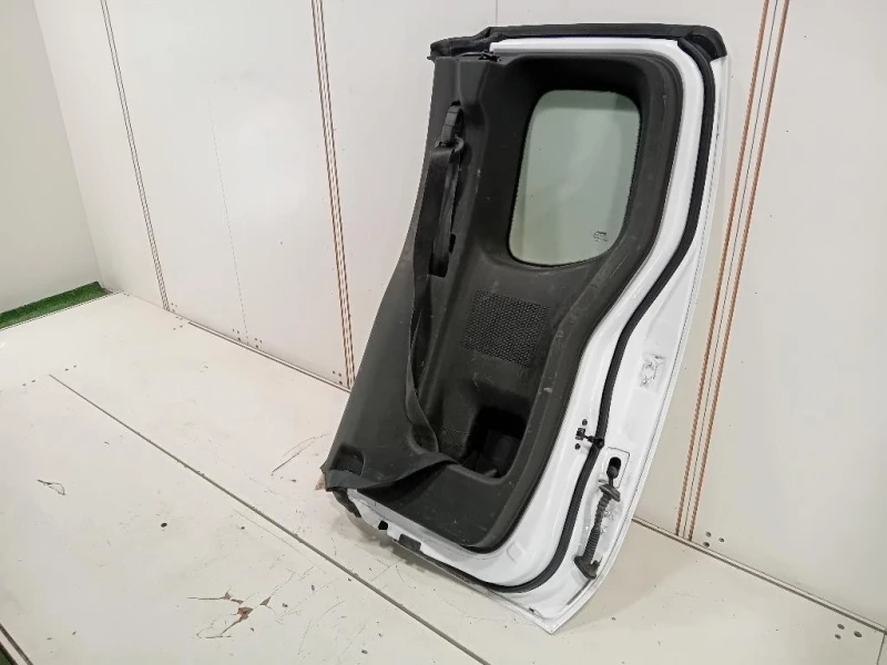 Porta POST DX 82100EB30J Nissan Navara 2010