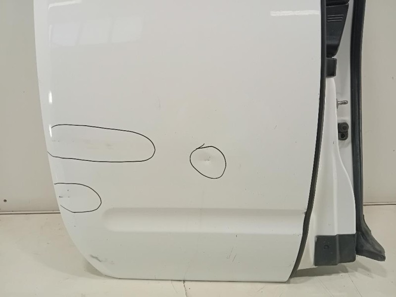 Porta POST DX 82100EB30J Nissan Navara 2010