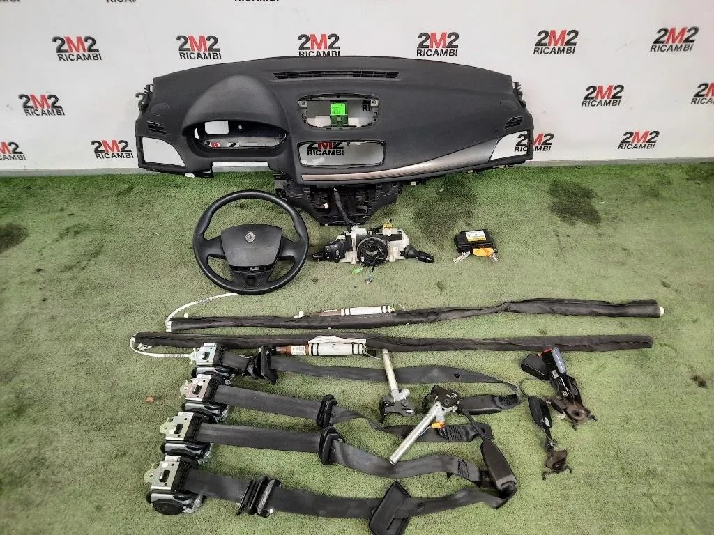 Cruscotto 681007196R Renault Mégane III 2012