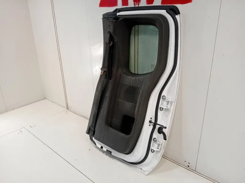 Porta POST DX 82100ZL40B Nissan Navara 2010