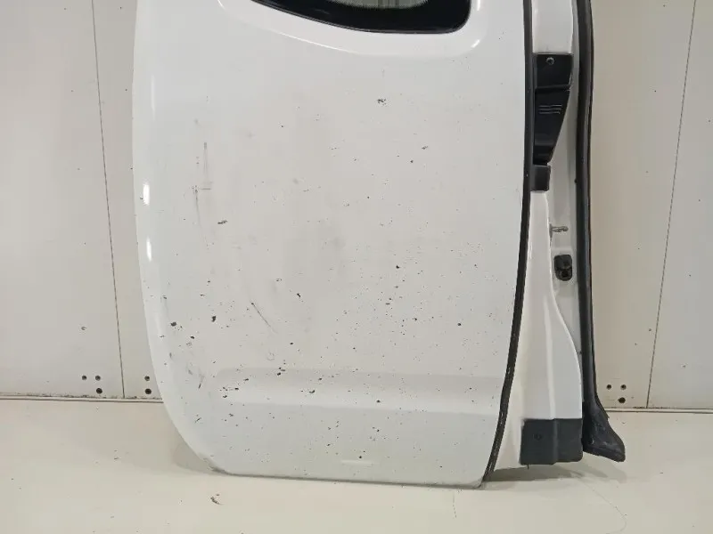 Porta POST DX 82100ZL40B Nissan Navara 2010