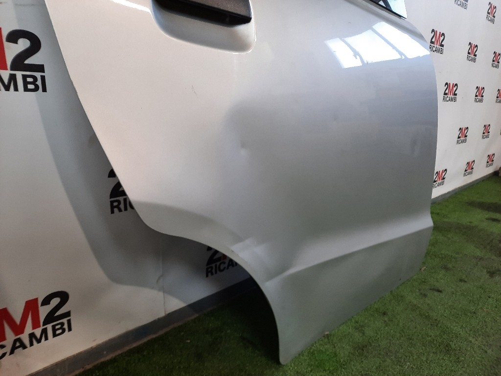 Porta POST DX 821004A00C Nissan PIXO 2009