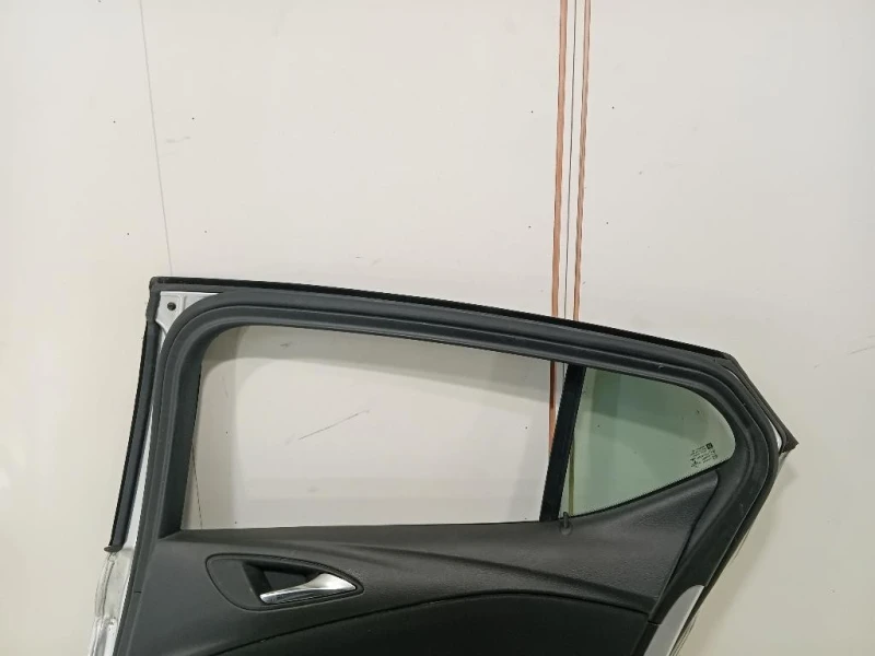 Porta POST DX 39094743 Opel Astra K 2016