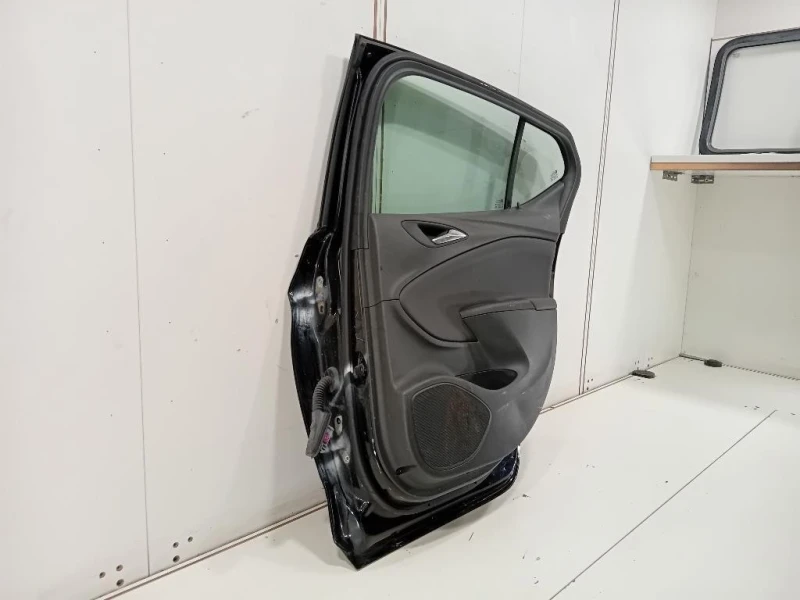 Porta POST DX 39094743 Opel Astra K 2016