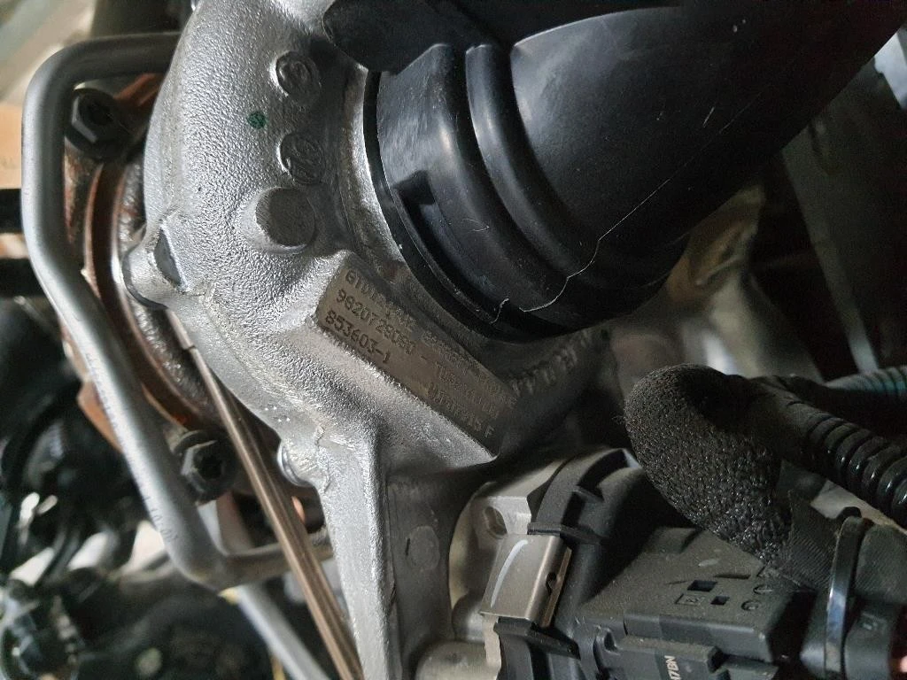 Motore Semicompleto DV5RDYH01 Peugeot 308 II 2017