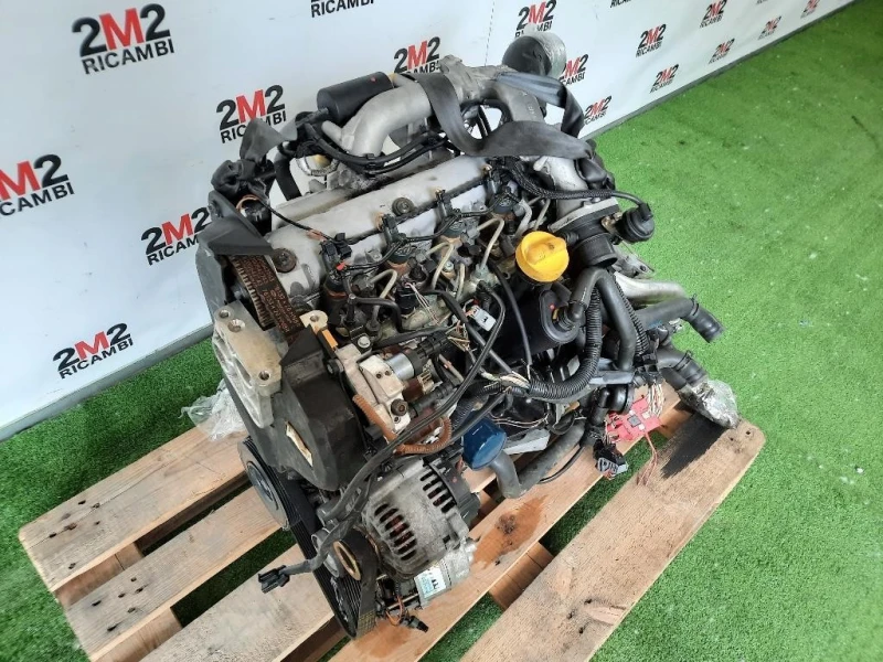 Motore Semicompleto F9Q800 120 CV 88 KW Renault Megane II CC 2003