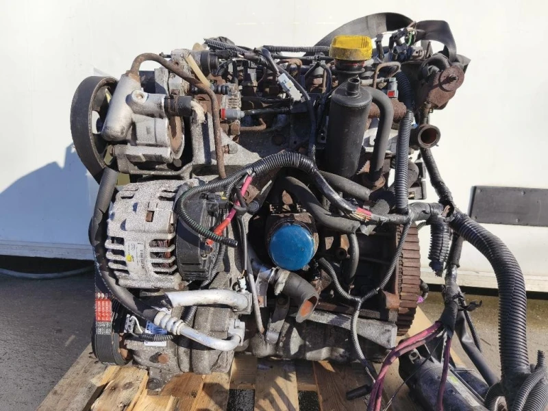 Motore Semicompleto F9Q760 101 CV 75 KW Renault Trafic III 2001