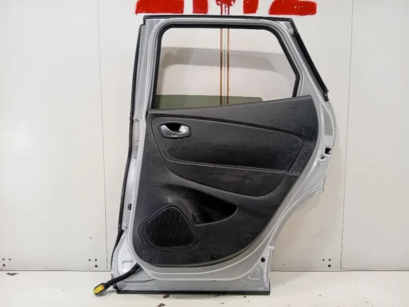 Porta POST DX 821000283R Renault Captur I 2017