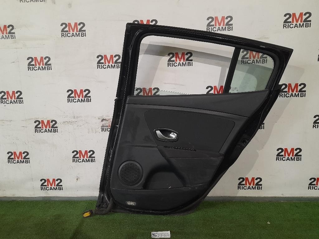Porta POST DX 821006386R Renault Mégane III 2009