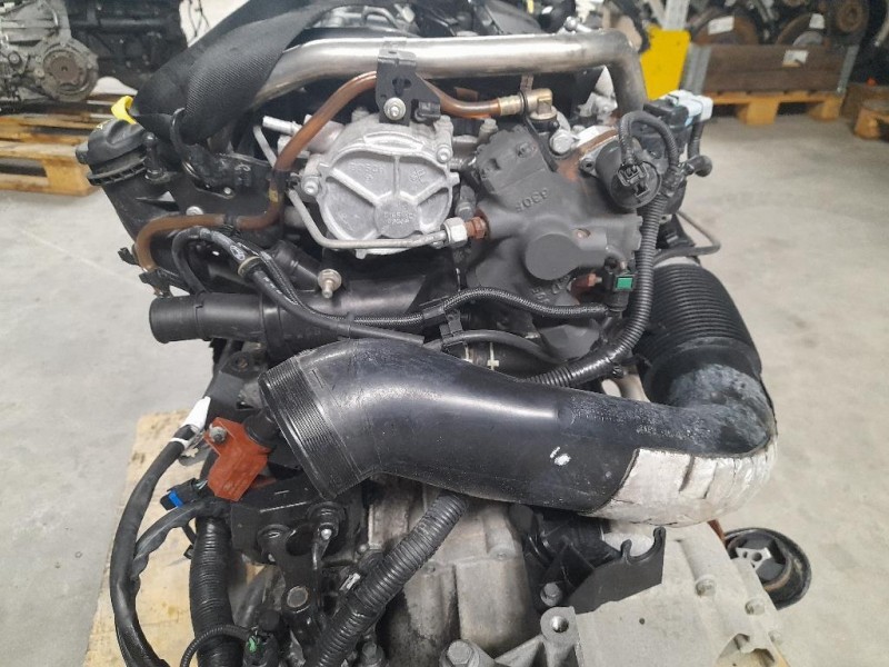 Motore Semicompleto D4204T 136 CV 100 KW Volvo V50 2004